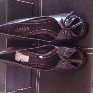 Lauren Ralph Lauren Leather Peep Toe Heels Size 8